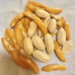 コンビニ セブンイレブン 大粒のバタピーが入ったこだわりの柿ピー