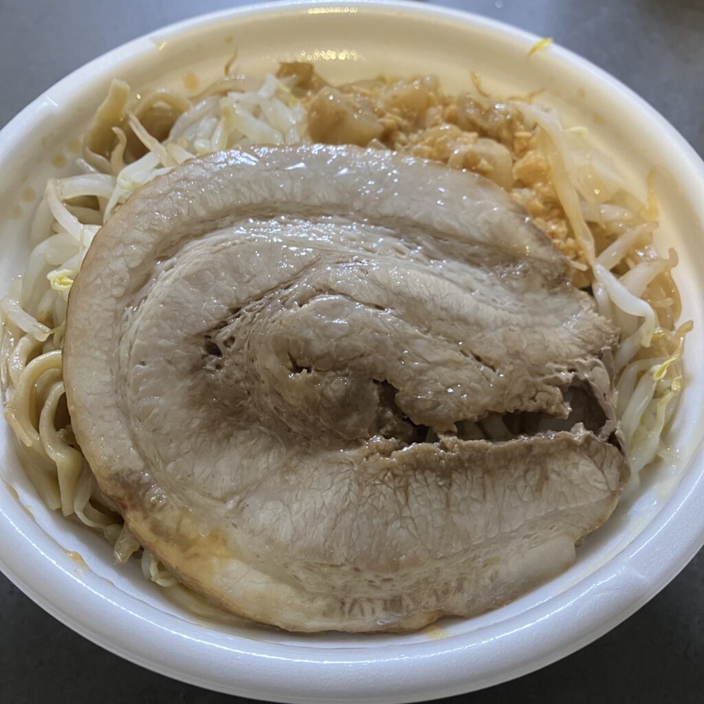 コンビニ セブンイレブン とみ田監修デカ豚ラーメン