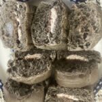 コンビニ セブンイレブン 黒いちぎりパンいちごホイップ&チョコクリーム