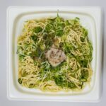 コンビニ ファミリーマート 大盛　豚肉とねぎの塩焼そば