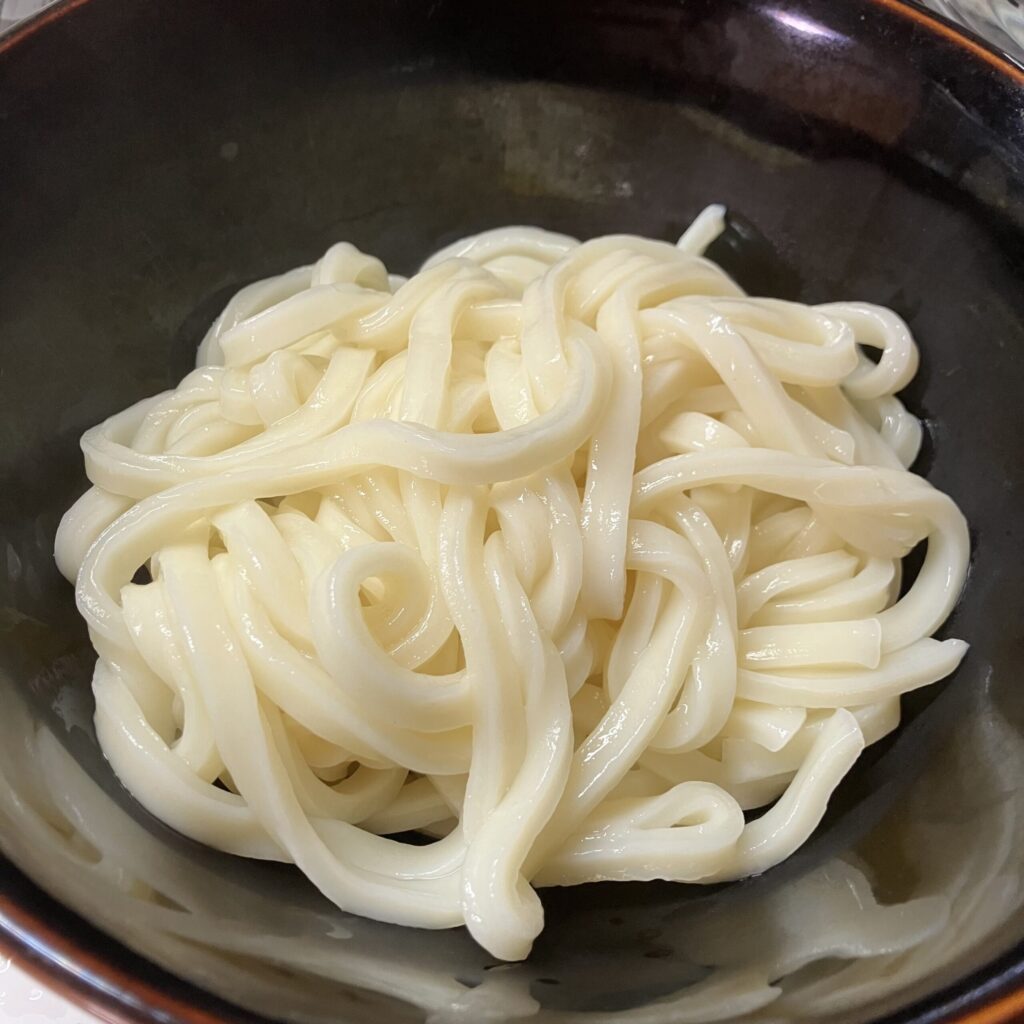 コンビニ セブンイレブン 冷凍さぬきうどん