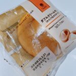 ファミマの「ダブルクリームサンド ホイップ＆カスタード」は、生地もクリームもボリューム満点で、満足感アリ！ ファミリーマートのプライベートブランド、ファミマルの