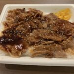 コンビニ ファミリーマート 特製ダレの炙り焼牛カルビ重