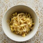 コンビニ ファミリーマート シャキシャキ食感のキムチもやし