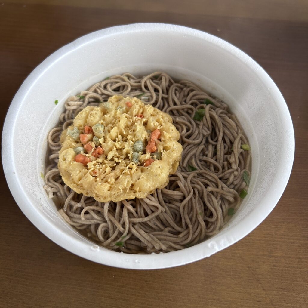 コンビニ セブンイレブン 大盛天ぷらそばセブン