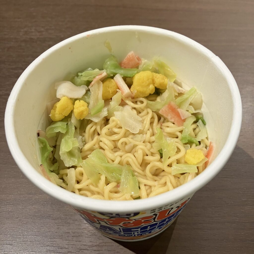 コンビニ ファミリーマート 焼きそば
