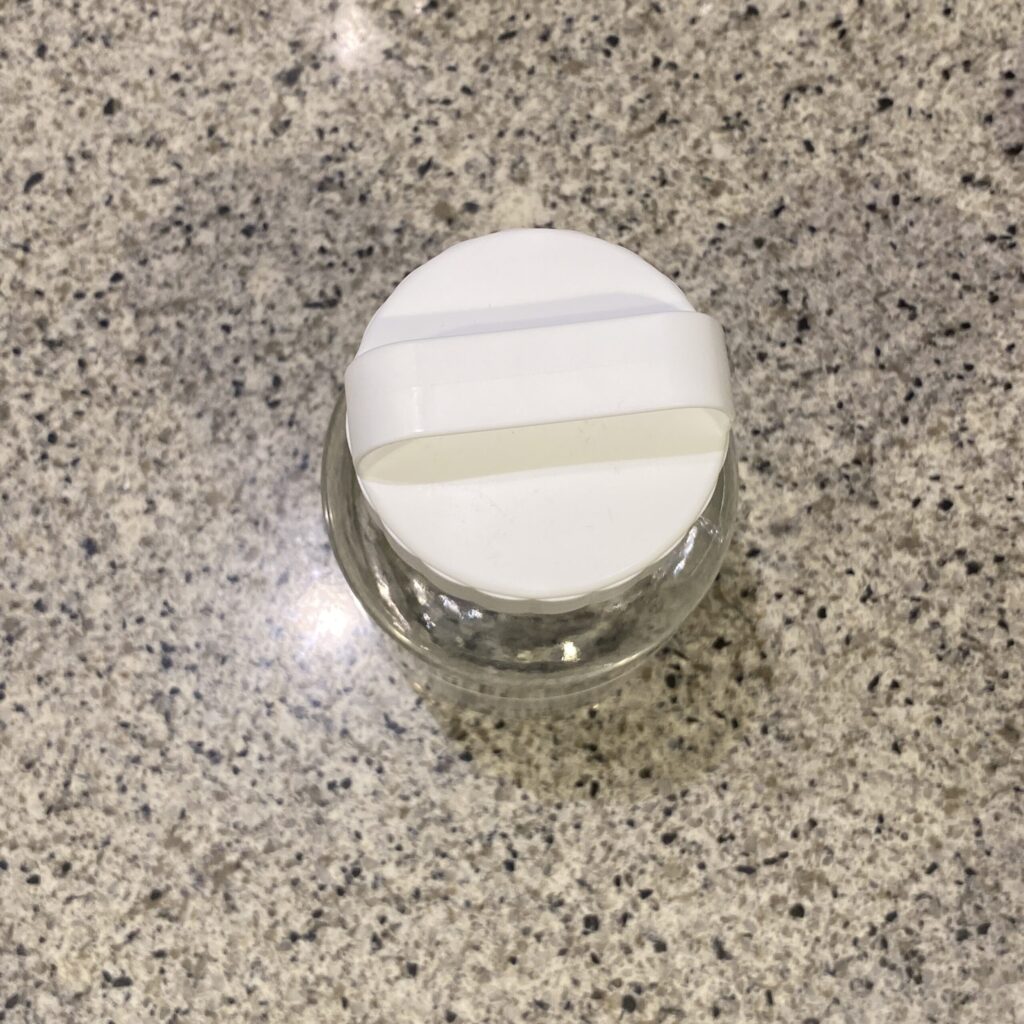 100均 ダイソー ハンドルキーパー900ml