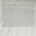 100均 ダイソー 汚れてもすぐに洗えるレースランチョンマット