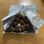 コンビニ セブンイレブン チョコっとグミ シャインマスカット味