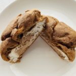 コンビニ ローソン 盛りすぎ！大きなチョコシュー（チョコクリーム＆ホイップ）