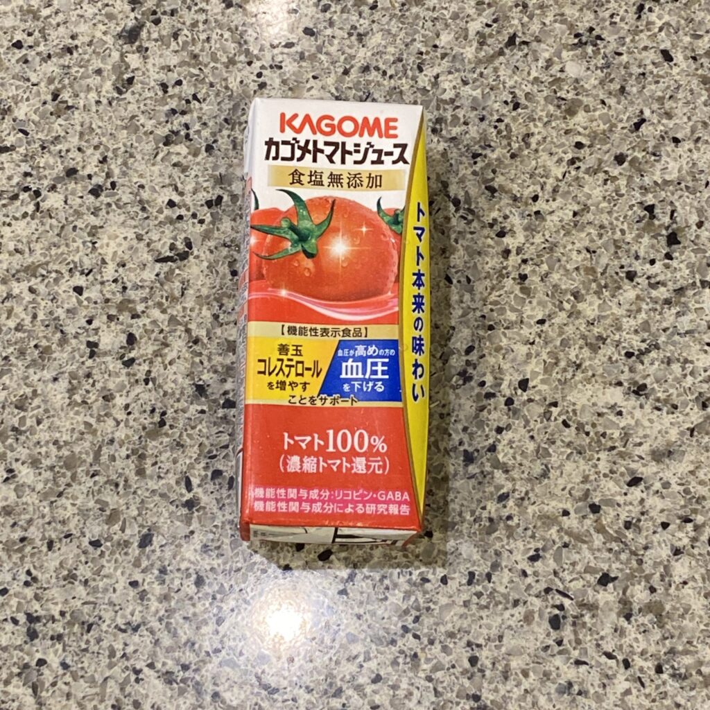 セブンイレブンのジュースコーナ