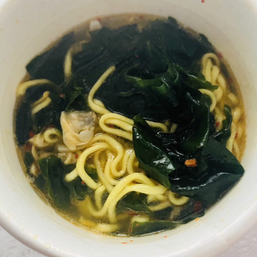 コンビニ セブンイレブン 塩ラーメン