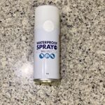 DAISOで見つけた【フッ素防水スプレー】を買ってみました。 防水スプレーをかけてもいいような、カジュアルなスニーカーなどには、浸水防止&amp;汚れ防止のため