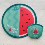 100均 ダイソー 折りたたみうちわ（スイカ柄）