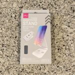 セブンイレブン店内のDAISO商品コーナーでみつけた【折りたたみ式スマホスタンド】を買ってみました。 いつのまにかセブンイレブンにダイソーの商品が並ぶようになっ