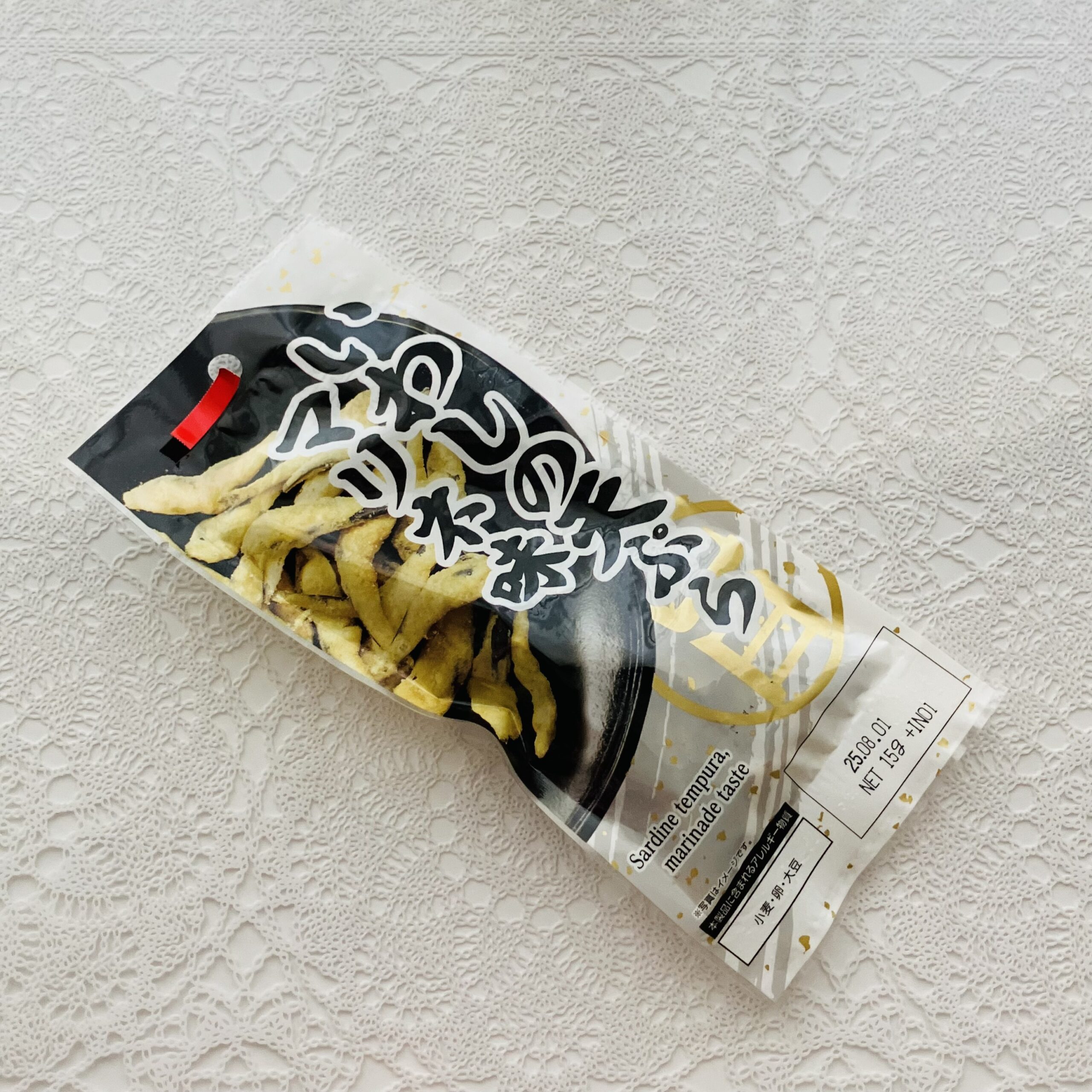 ダイソーのおつまみコーナーには珍しいものがあるのですけど、「いわしの天ぷらマリネ味」が割引になっていたので購入してみました。 ダイソー商品でもセール品というのが