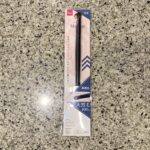 DAISOのコスメコーナーでみつけた【メイクブラシ（円柱）】を買ってみました。 こちらのシリーズは全て、『天然毛』のメイクブラシです。いろんなサイズや形状が売ら