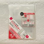 ダイソーで「ノートカバーにもなるクリアホルダー（Ａ５）」が、使っているスケジュール帳に丁度良さそうと思って購入してみました。文房具売り場を覗くと、見たことがない