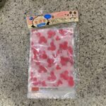 DAISOのキャラクターグッズコーナーでみつけた【チャック付整理袋 L 10枚 ミツマル】を買ってみました。 キャラクターものだと、いつもはサンリオキャラクター