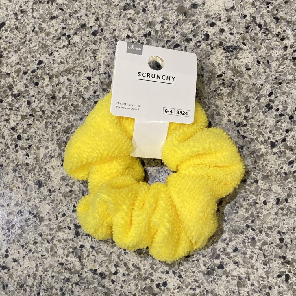 DAISOのヘアアクセサリー売
