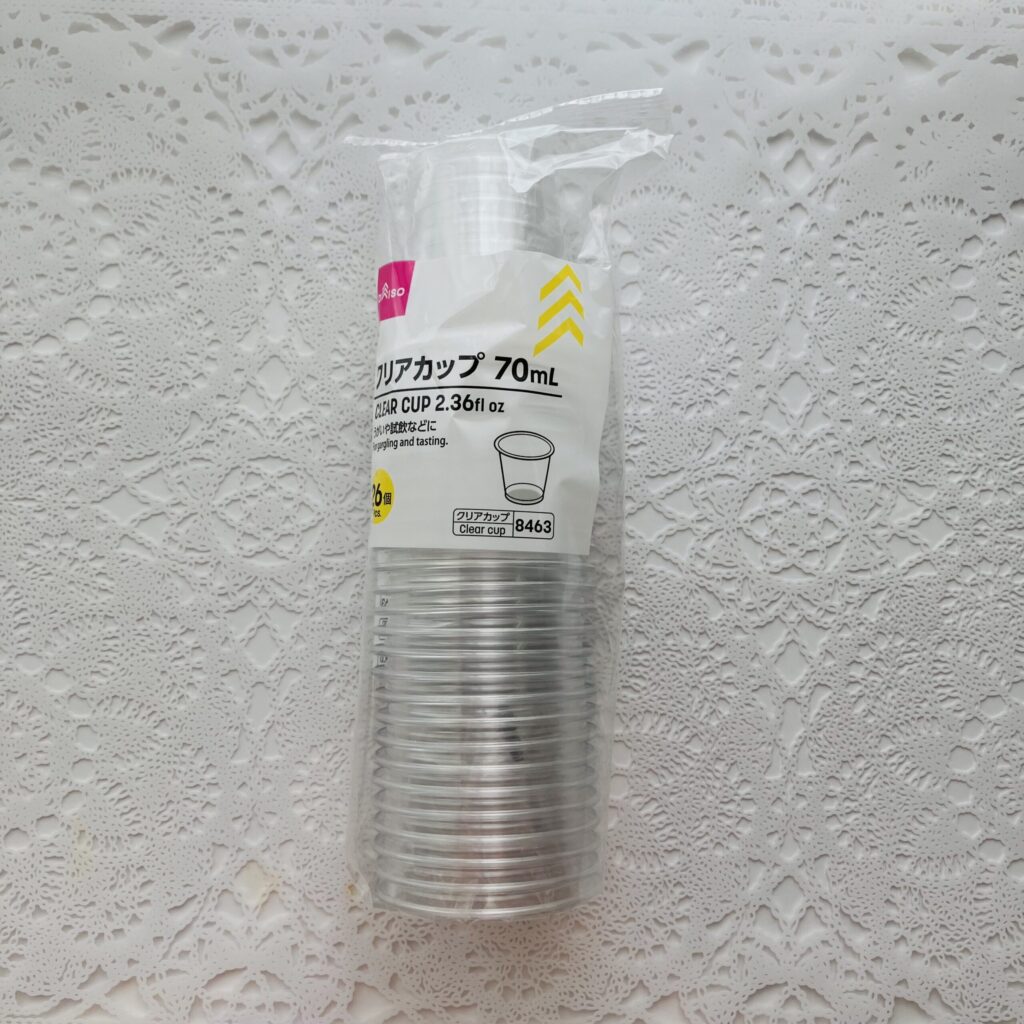 ダイソーの使い捨てカップ（紙カ