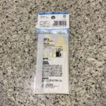 100均 ダイソー バルくん飛ぶ虫粘着シート