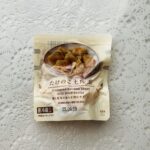 今年はちょうどタイミング悪く旬の時期にタケノコを食べそびれて、ローソンで思いがけず見かけたのでオリジナル商品の「タケノコ土佐煮」を購入してみました。 ローソンで