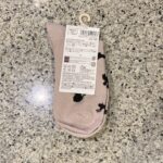 100均 ダイソー レギュラーソックス（メッシュ猫柄）