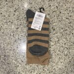 100均 セリア レディースソックスクルー丈ネコボーダー