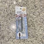 DAISOのコスメコーナーで見つけた【＆．眉マスカラ ナチュラルブラウン】を買ってみました。 先日、同じ『&amp;.』シリーズの眉マスカラの『ダスティコーラル