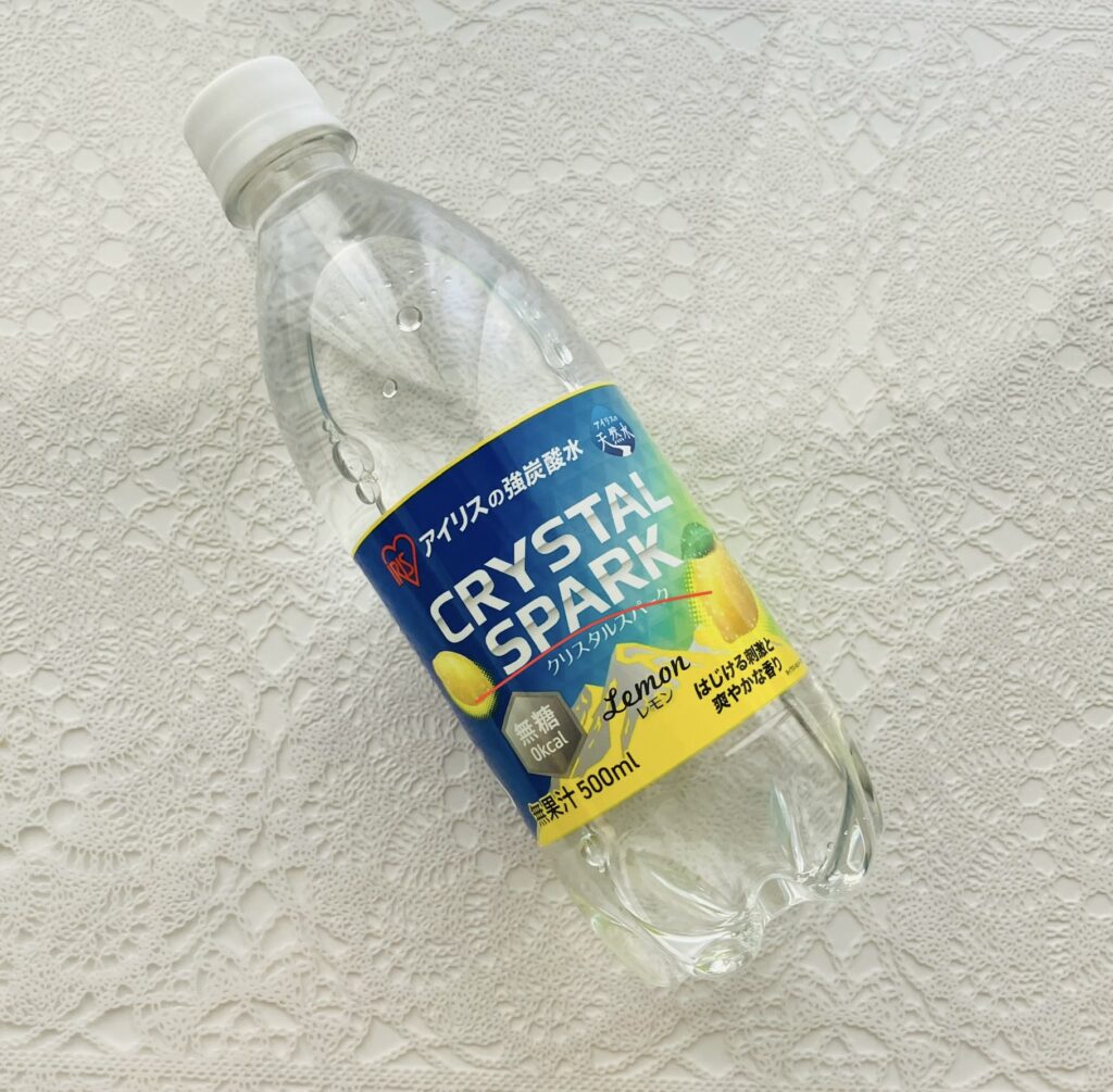 ダイソーのよりどり2個108円（税込）の飲料があったので、強炭酸水が欲しかったのもあり【アイリスの強炭酸水（よりどり２個1００円／税込み１０８円）】を購入してみ