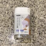 キャンドゥでみつけた【ひとふりでかんたん計量 粉末だしボトル】を買ってみました。 こちらは以前、セリアでも同じものを購入したことがあり、とても便利だったので、今
