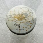 100均 セリア ガラスボトル２００ハナゴールドグレー