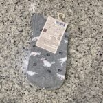 100均 ダイソー リサイクル糸をつかった環境にやさしいレギュラーソックス 猫