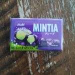 最近は、もっぱらリフレッシュする際には、キャンディを食べていたので、久しぶりに「ミンティア　グレープ」を買ってみました。 昔は、タブレットといえば、フリスクって