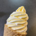 コンビニ セブンイレブン マンゴーラッシーワッフルコーン