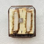 ローソンのキャンペーン時に購入して美味しかったので、まちかど厨房の 【三元豚の厚切りロースカツサンド(とんかつ まい泉監修ソース使用)】をリピート購入しました。