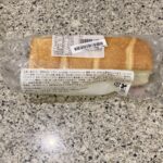 コンビニ ローソン 牛乳パン山梨県産シャインマスカット