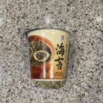 セブンイレブンのインスタント食品コーナーでみつけた【カップみそ汁 海苔 10.2g】を買ってみました。 先日こちらを購入しておいしかったので、リピートです。 カ