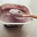 コンビニ セブンイレブン 明治ブルガリアヨーグルトジューシーブルーベリー