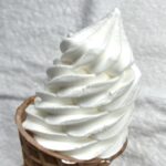 コンビニ セブンイレブン ワッフルコーン　リッチミルク