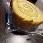 コンビニ ローソン ロールケーキ