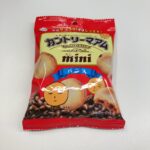 セブンイレブンで見つけた「カントリーマアム mini バニラ」は、手のひらサイズの小袋に入った食べきりサイズが嬉しいチョコチップクッキー。 おやつコーナーでふと