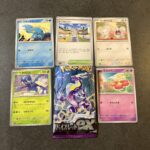 ローソンで「バイオレットex」のパックを購入し開封してみたところ、「テーブルシティ」が出ました。 美しい青空の下、シンメトリーに広がる街並みと階段、噴水が印象的