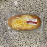 セブンイレブンのパンコーナーでみつけた【つぶつぶコーンマヨネーズ】を買ってみました。最近のお気に入りで何度目かのリピートです。 正直、【価格：183円(税込)】