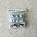 セリアに行くとついつい見つけてしまう、シマエナガグッズ。キッチンコーナーにあった【シマエナガピックス】があまりに可愛くて、家庭菜園の野菜の鉢に差したらかわいいか