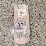 100均 キャンドゥ 婦人靴下ショート丈リアル猫柄