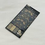 セリアにはデコパージュに必要な材料も売ってるんですよ！私の大好きなウィリアム・モリスのデザイン柄の【デコパージュペーパー2Pマスターピースコレクション/WM】が