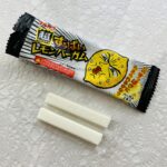 100均 ダイソー 超すっぱいレモンバーガム（よりどり４個1００円／税込み１０８円）