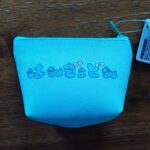 セリアで見つけた、サンリオの私の推しキャラクター「はんぎょどん」の可愛いポーチを発見したので、買い物かごへ入れてしまってました。 はんぎょどんの顔のプリントもか